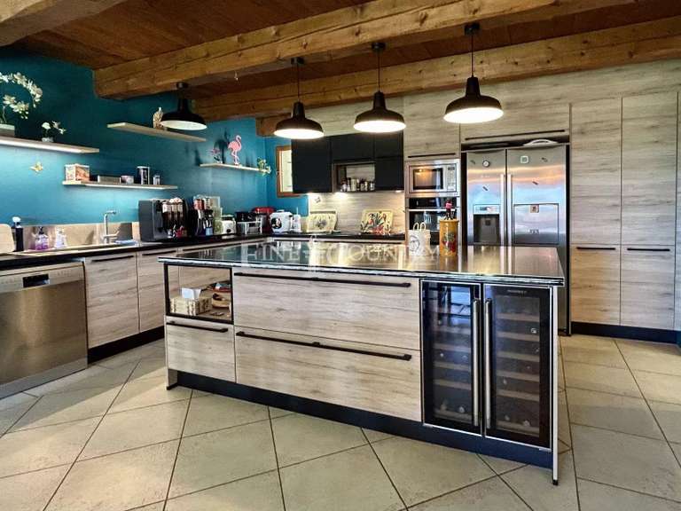 Villa Saint-Cézaire-sur-Siagne - 6 chambres - 248m²