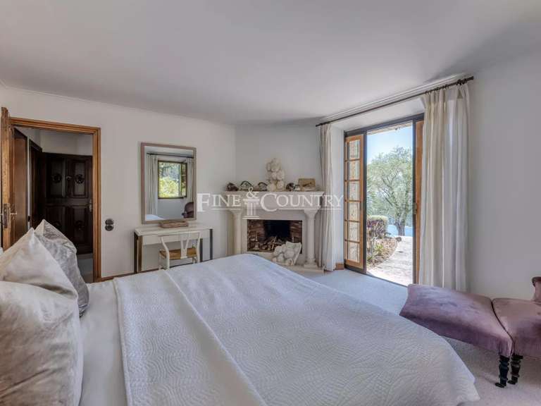 Villa Saint-Cézaire-sur-Siagne - 7 chambres - 327m²