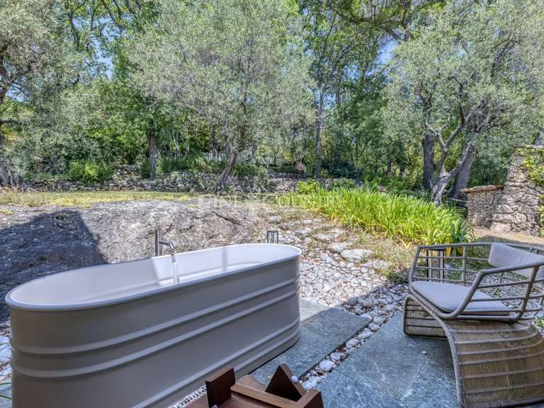 Villa Saint-Cézaire-sur-Siagne - 7 chambres - 327m²