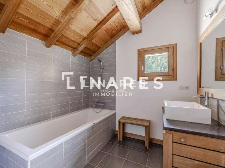 Maison Saint-Chaffrey - 4 chambres - 220m²