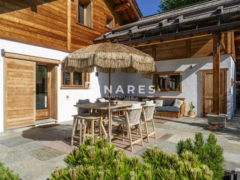 Maison Saint-Chaffrey - 4 chambres - 220m²