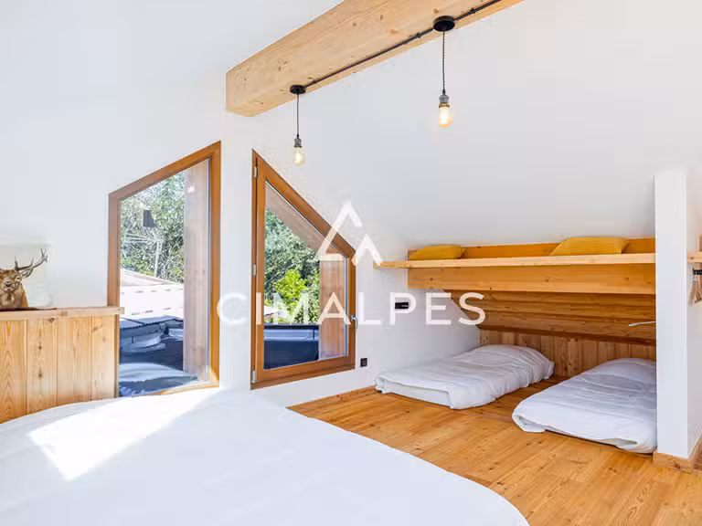 Maison Saint-Chaffrey - 13 chambres - 445m²