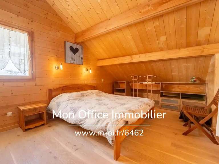 Maison Saint-Chaffrey - 4 chambres - 183m²