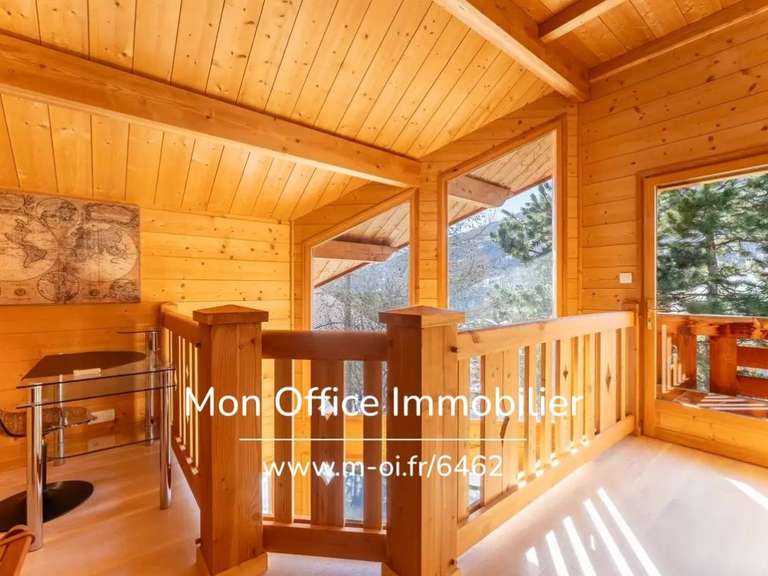Maison Saint-Chaffrey - 4 chambres - 183m²