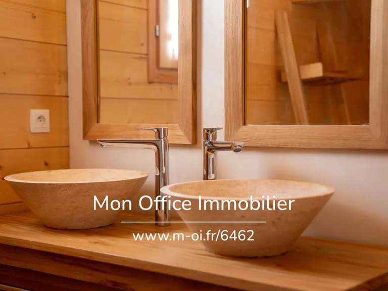 Maison Saint-Chaffrey - 4 chambres - 183m²