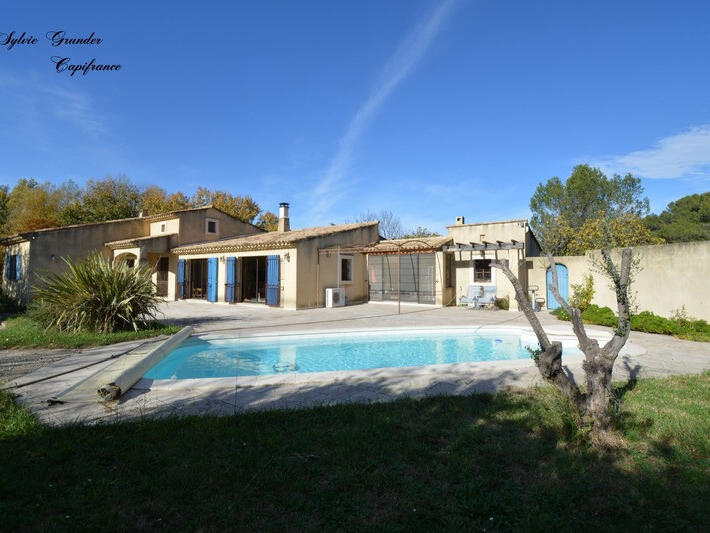 Sale House Saint-Chamas - 3 bedrooms