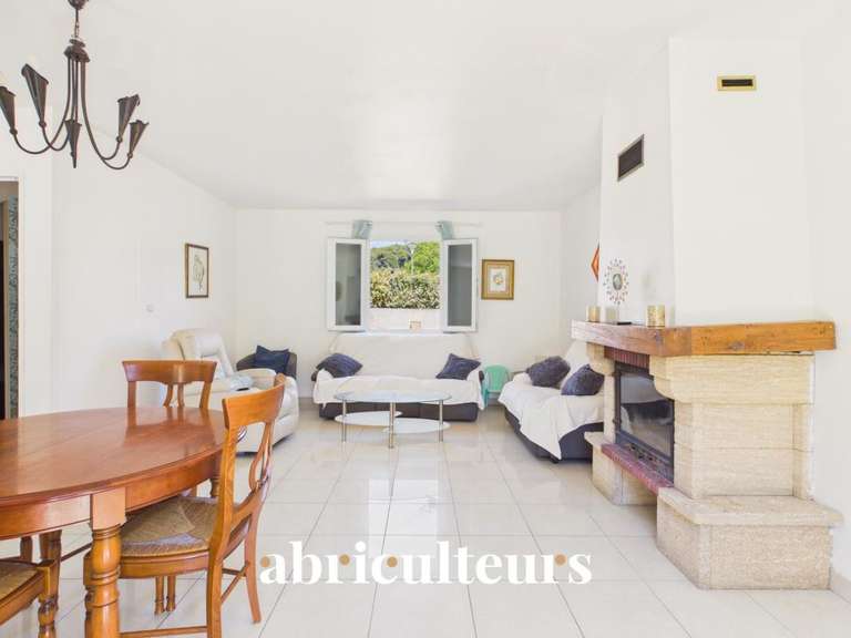 Maison Saint-Chamas - 5 chambres - 124m²