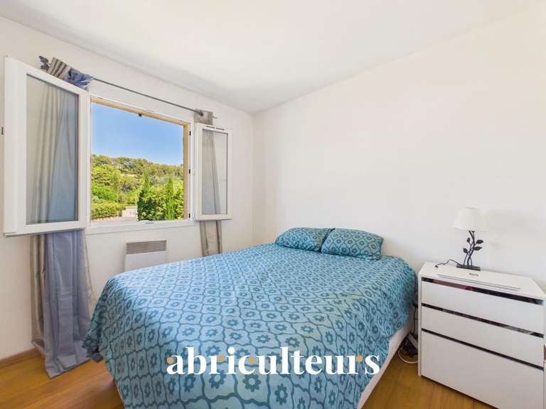 Maison Saint-Chamas - 5 chambres - 124m²