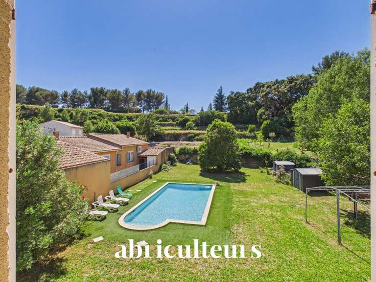 Maison Saint-Chamas - 5 chambres - 124m²