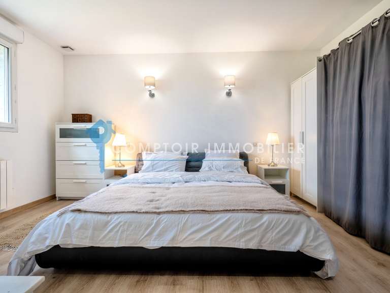 Maison Saint-Chamond - 4 chambres - 158m²