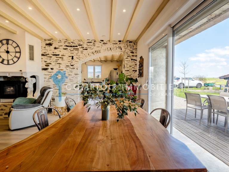 Maison Saint-Chamond - 4 chambres - 158m²