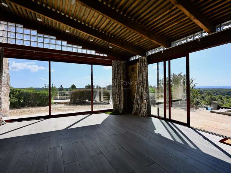 Propriété Saint-Chinian - 1280m²