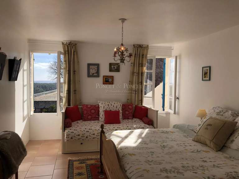 Propriété Saint-Chinian - 1280m²