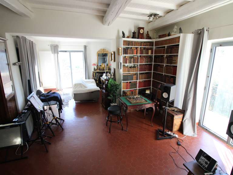 Maison Saint-Christol-lès-Alès - 4 chambres - 175m²