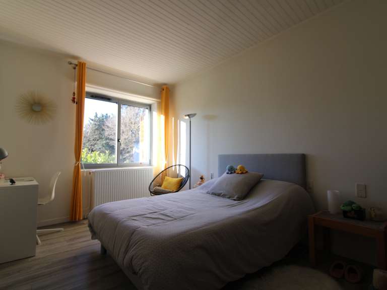 Maison Saint-Christol-lès-Alès - 4 chambres - 175m²