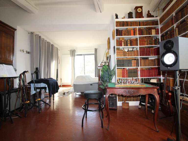 Maison Saint-Christol-lès-Alès - 4 chambres - 175m²