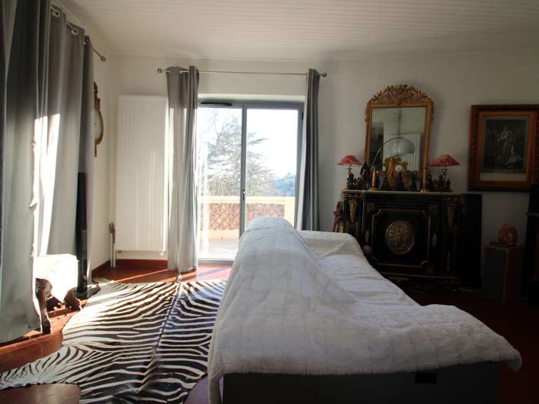 Maison Saint-Christol-lès-Alès - 4 chambres - 175m²