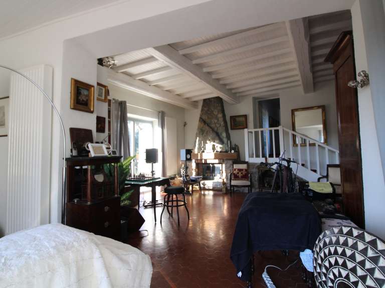 Maison Saint-Christol-lès-Alès - 4 chambres - 175m²