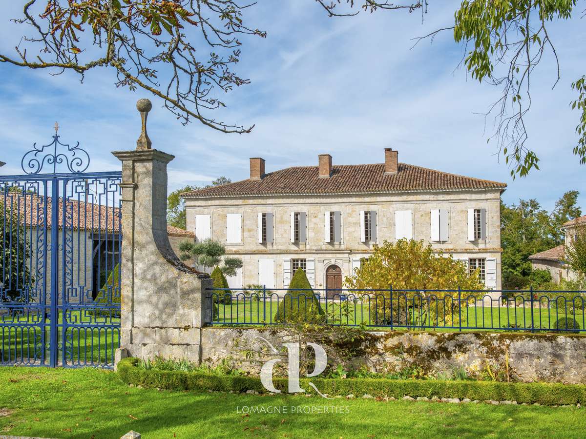 Maison Saint-Clar
