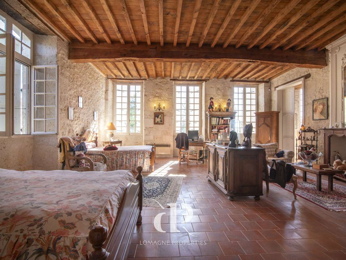 House Saint-Clar