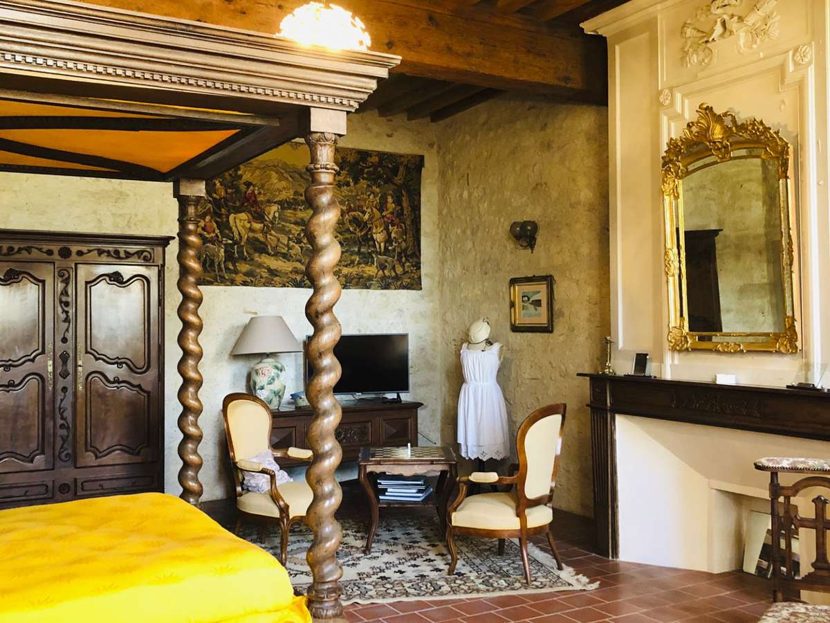 House Saint-Clar