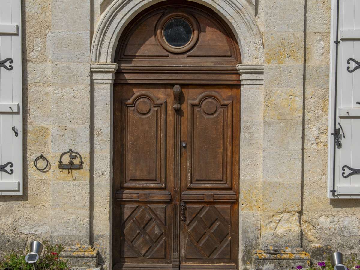 House Saint-Clar