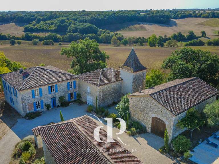 Maison Saint-Clar - 4 chambres - 247m²