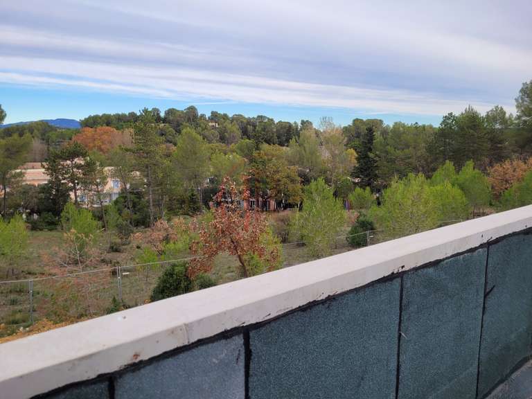 Appartement Saint-Clément-de-Rivière - 2 chambres - 67m²