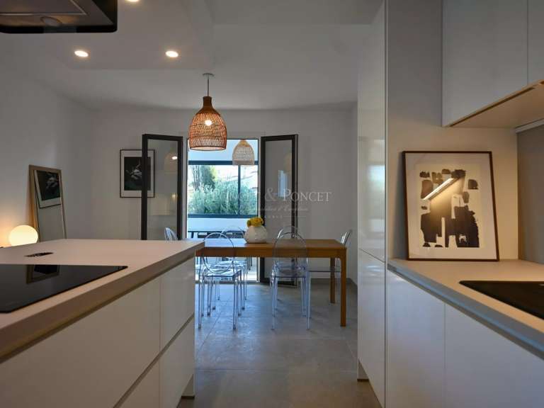 Maison Saint-Clément-de-Rivière - 6 chambres - 195m²