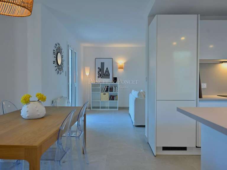 Maison Saint-Clément-de-Rivière - 6 chambres - 195m²