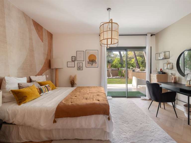 Maison Saint-Clément-de-Rivière - 5 chambres - 365m²