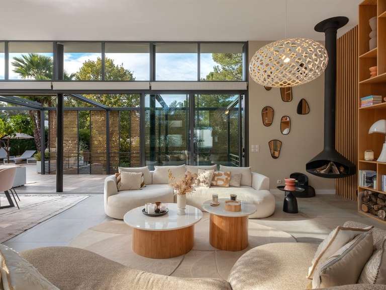 Maison Saint-Clément-de-Rivière - 5 chambres - 365m²