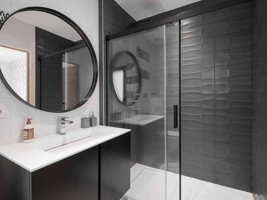 House Saint-Clément-de-Rivière