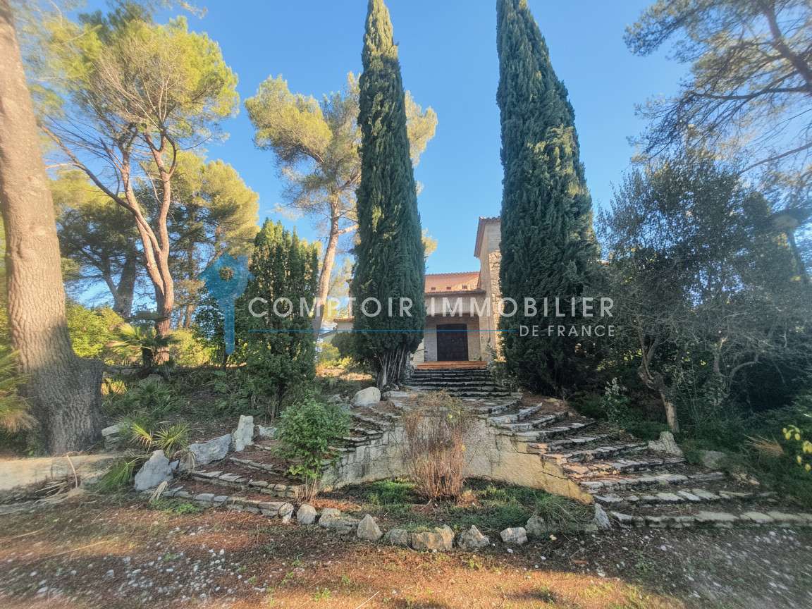 Maison Saint-Clément-de-Rivière