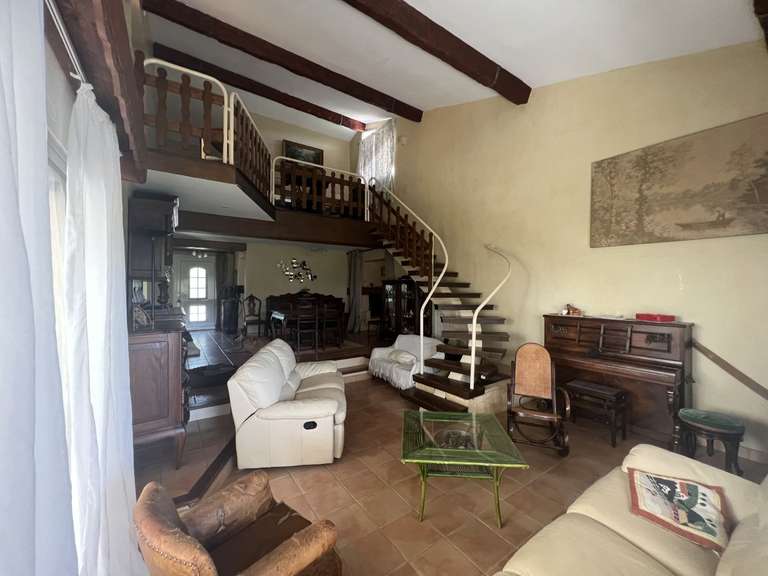 House Saint-Clément-de-Rivière - 175m²
