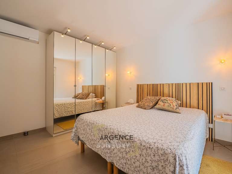 House Saint-Clément-de-Rivière - 4 bedrooms - 165m²