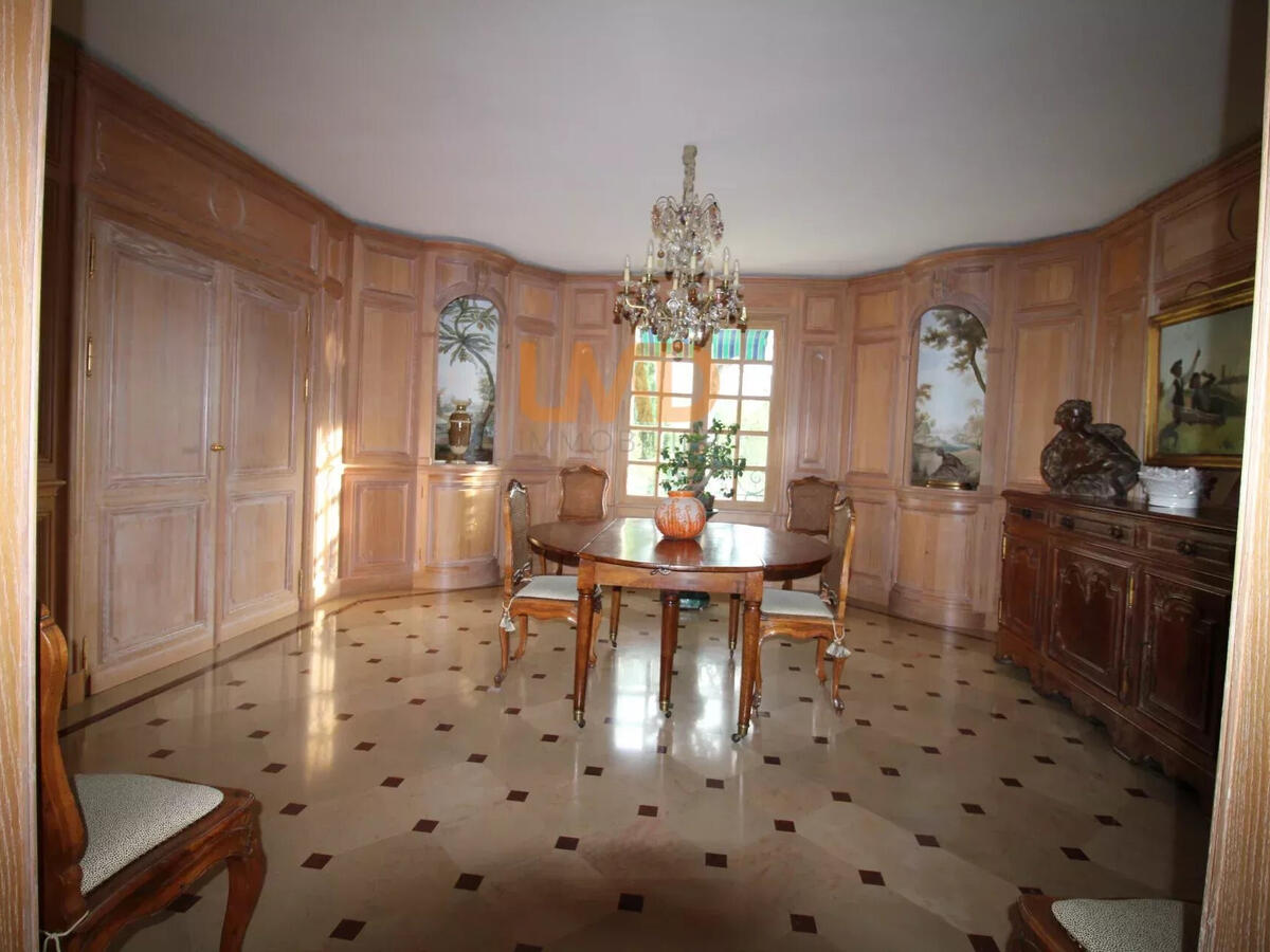 Villa Saint-Clément-de-Rivière
