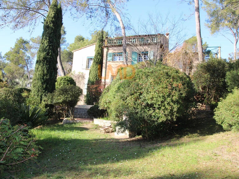 Villa Saint-Clément-de-Rivière - 3 chambres - 280m²