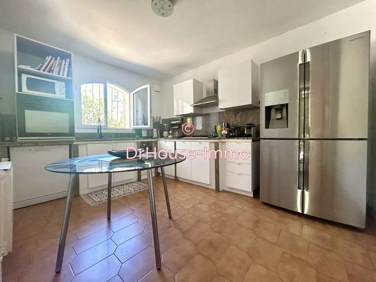 Villa Saint-Clément-de-Rivière - 4 chambres - 131m²