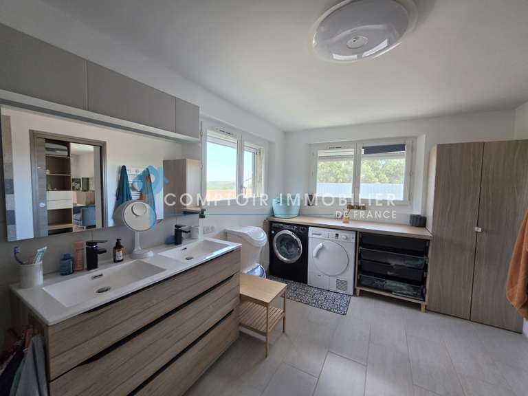 Villa Saint-Clément-de-Rivière - 3 chambres - 220m²