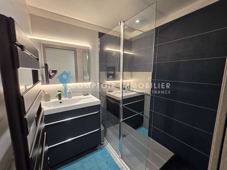 Villa Saint-Clément-de-Rivière - 3 chambres - 220m²