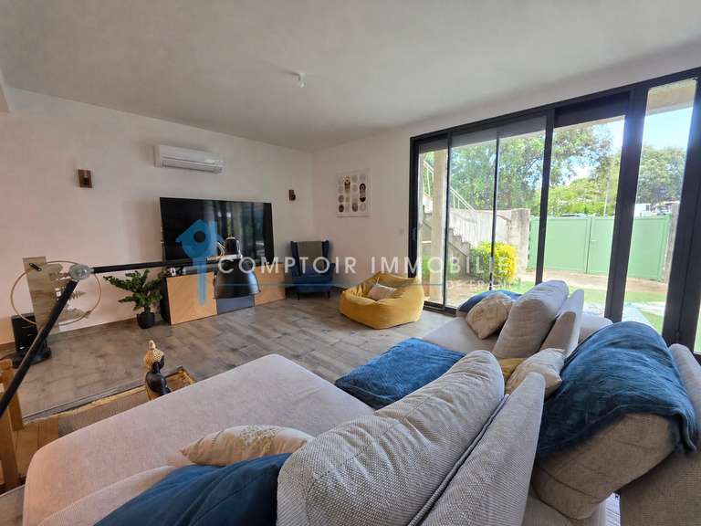 Villa Saint-Clément-de-Rivière - 3 chambres - 220m²