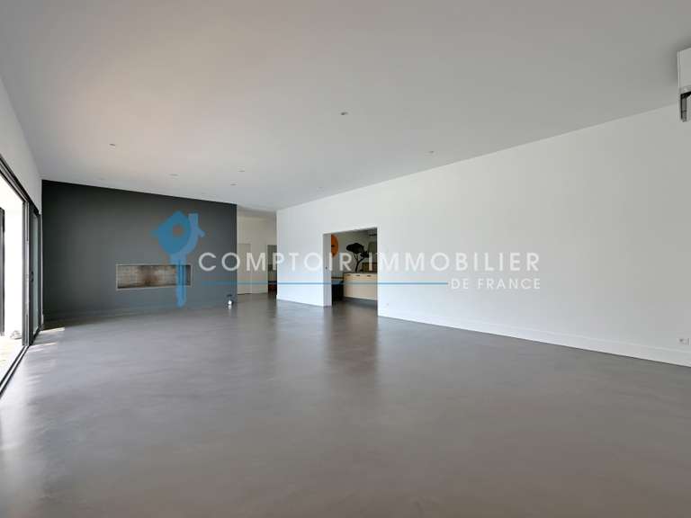 Villa Saint-Clément-de-Rivière - 5 chambres - 297m²