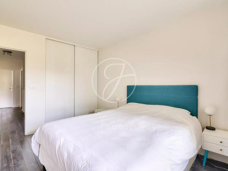 Appartement Saint-Cloud - 3 chambres - 158m²