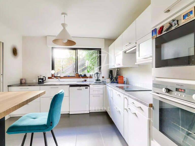Appartement Saint-Cloud - 3 chambres - 158m²