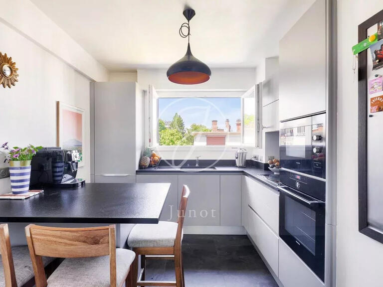 Apartment Saint-Cloud - 3 bedrooms - 105m²