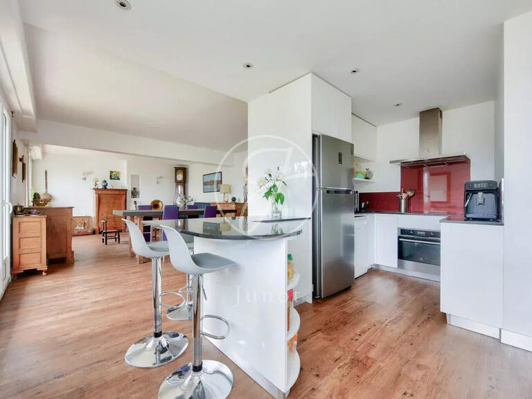 Apartment Saint-Cloud - 5 bedrooms - 123m²