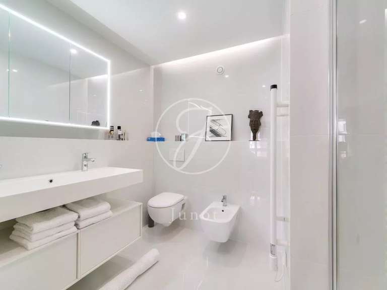 Appartement Saint-Cloud - 2 chambres - 110m²