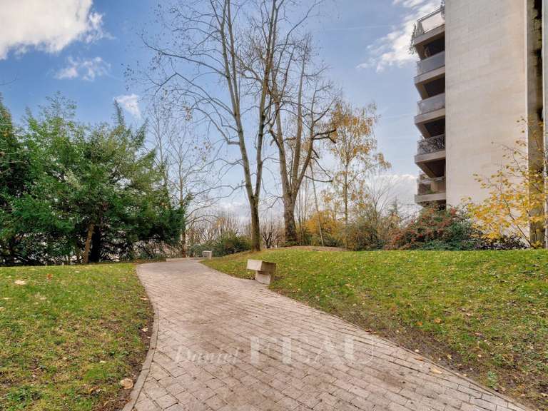 Apartment Saint-Cloud - 3 bedrooms - 127m²