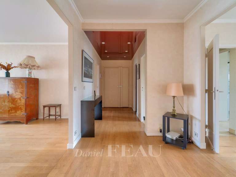 Apartment Saint-Cloud - 3 bedrooms - 127m²